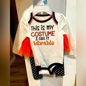 Baby girl Halloween first onesie set NWT 3-6 months